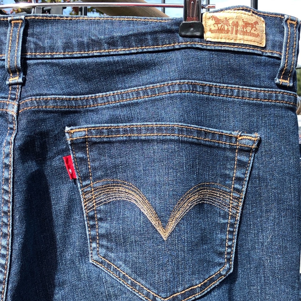 LEVI’S jeans